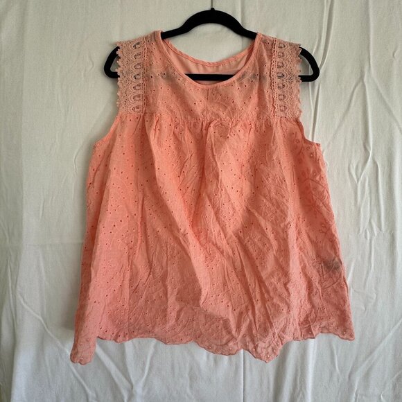 Sleeveless Peach Eyelet Lace Blouse with Scalloped Hem Top Size 0XL - Picture 1 of 5